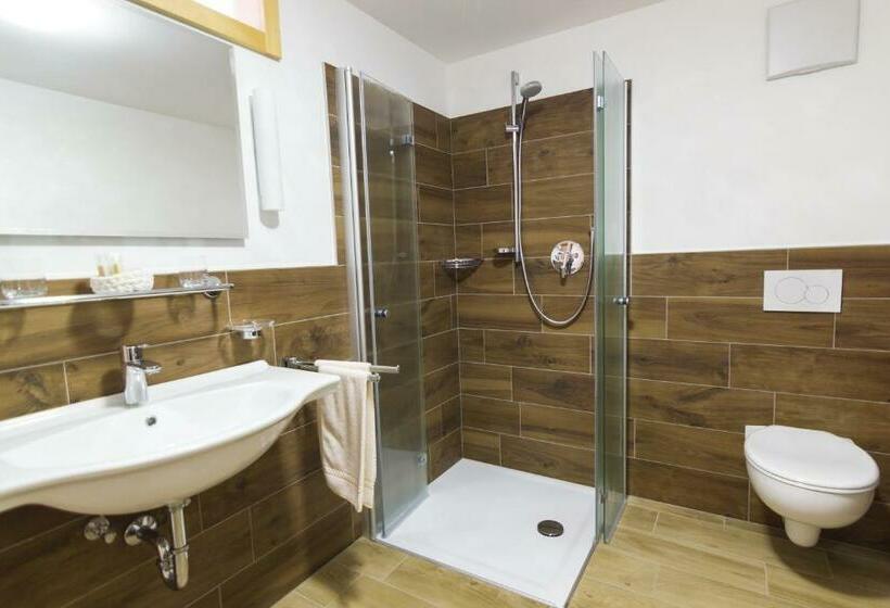 חדר קומפורט, Pensione Veneranda