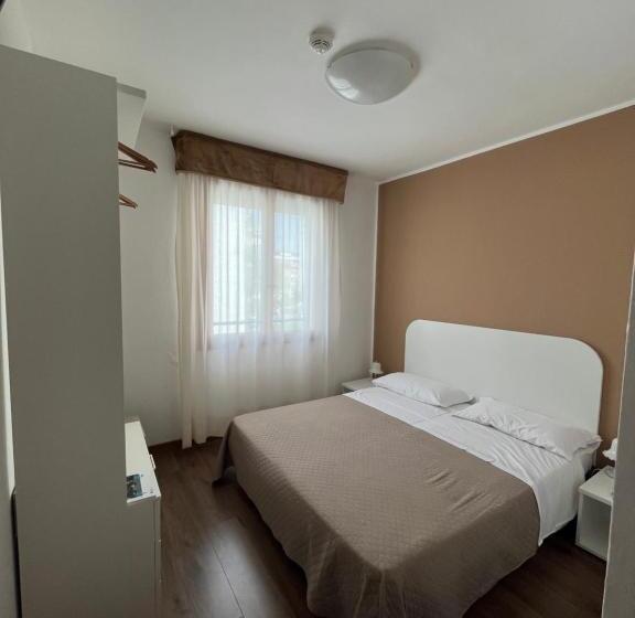 غرفة قياسية, Playa