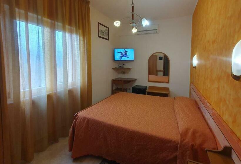 חדר סטנדרט, Ristorante Supersonik