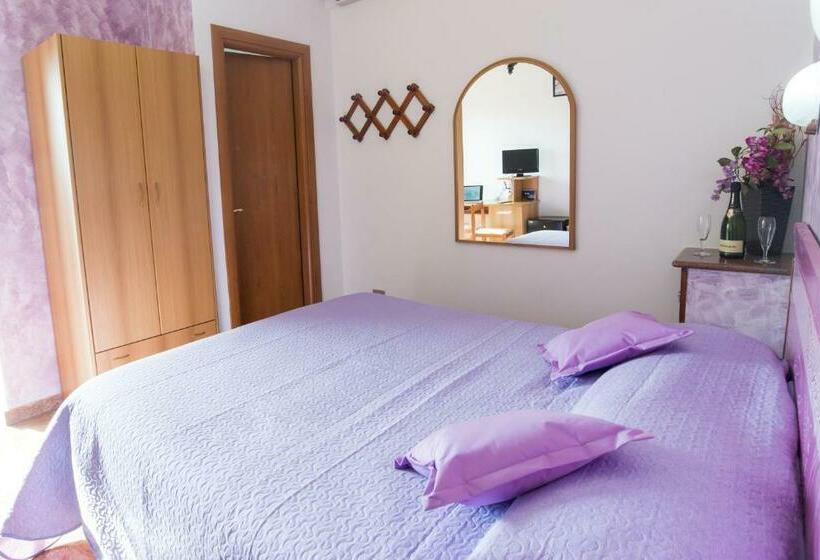 חדר סטנדרט, Ristorante Supersonik