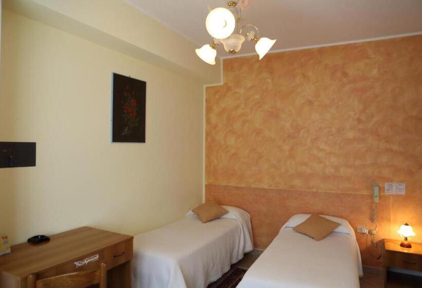 חדר סטנדרט יחיד, Ristorante Supersonik