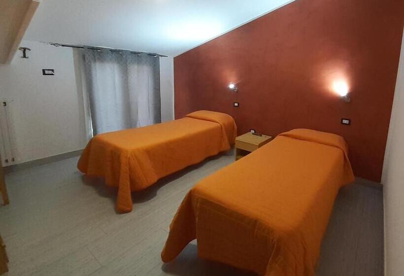 חדר סטנדרט, Ristorante Supersonik