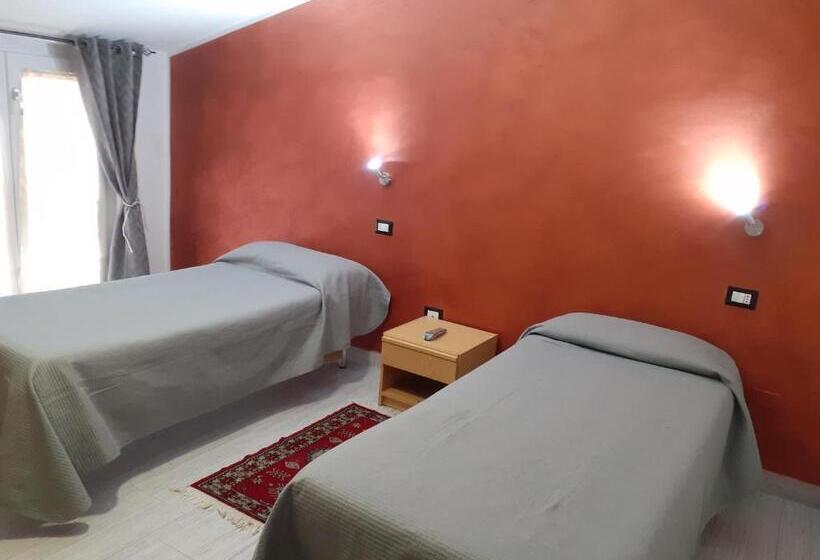 חדר סטנדרט, Ristorante Supersonik