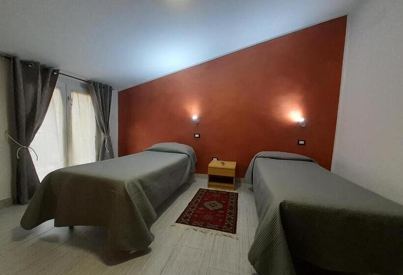 חדר סטנדרט, Ristorante Supersonik