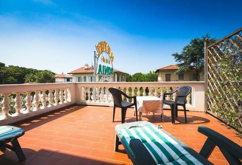 标准间带阳台, Sonia