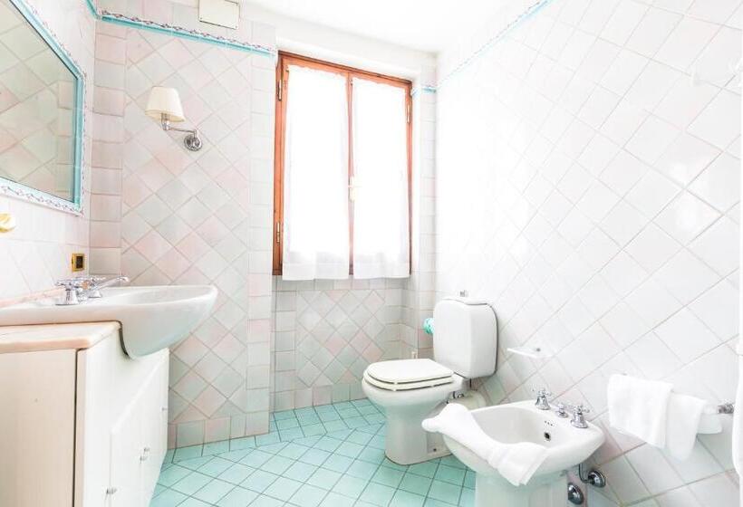 带露台两卧公寓, Sonia