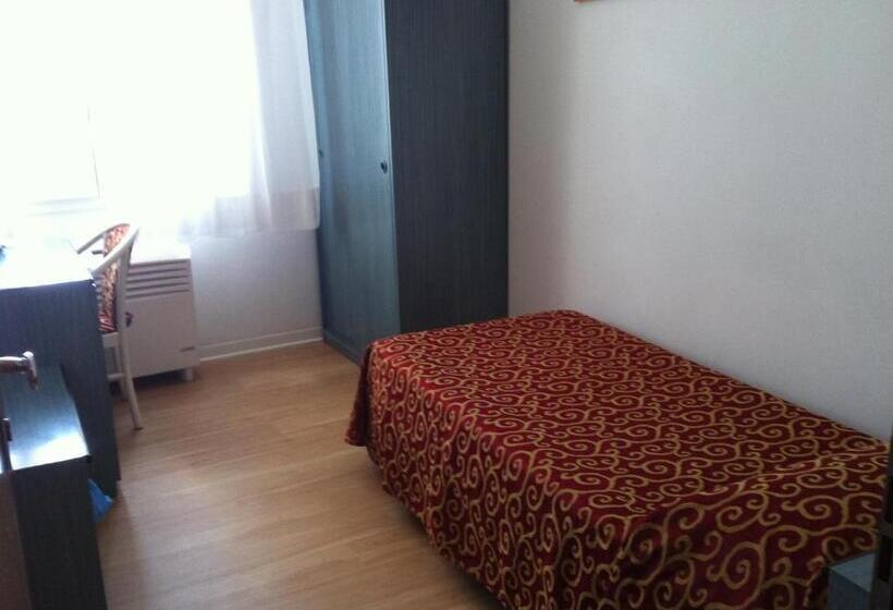 اتاق کلاسیک یک تخته, Splendid