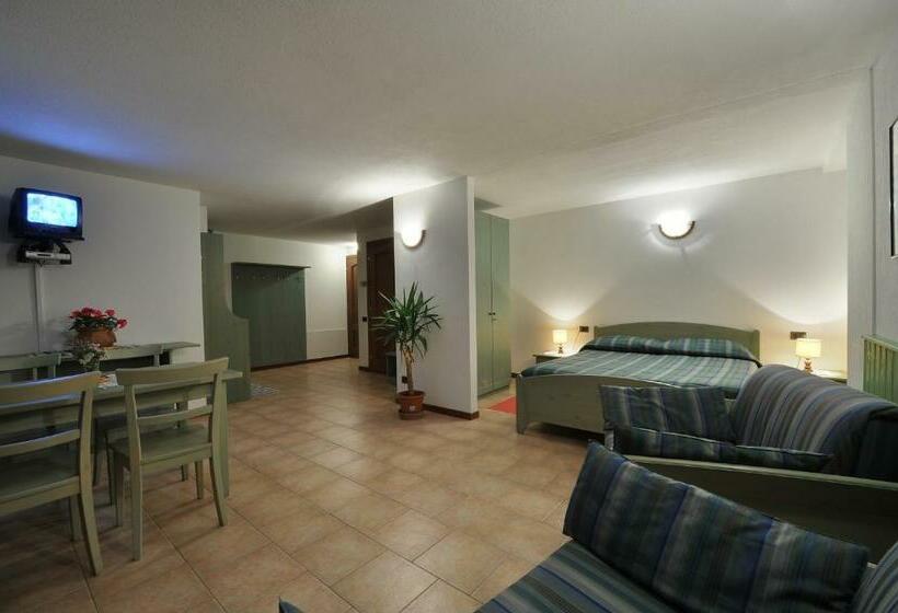 غرفة قياسية ثلاثية, Tambò