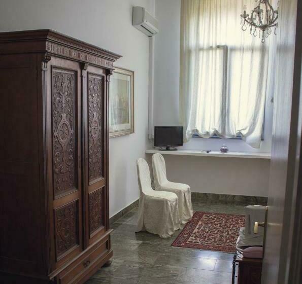 标准间, Villa Carrer