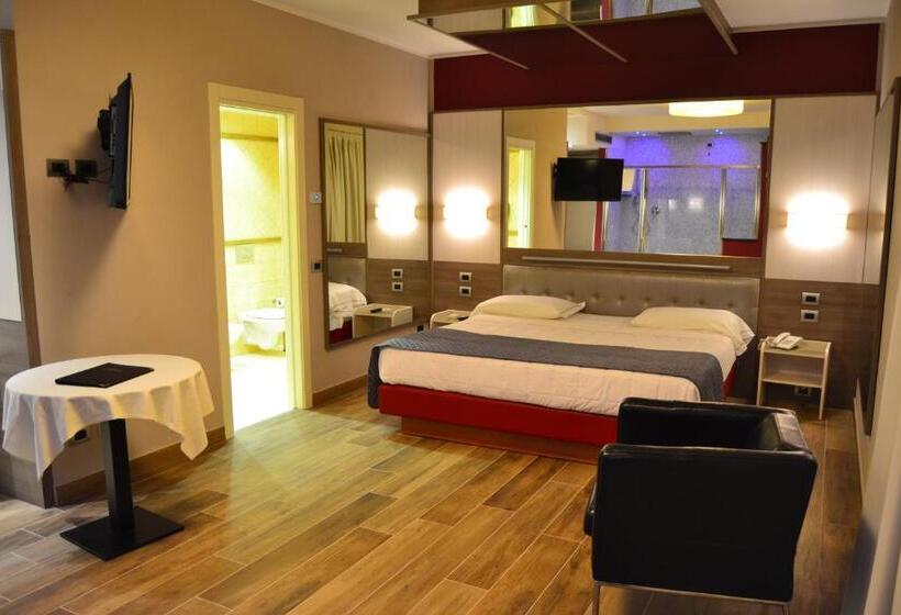 キングサイズベッドのクラシックルーム, Motel 2