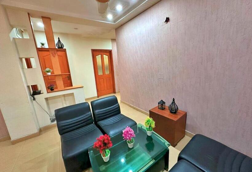 آپارتمان 1 خوابه, Fundaq Siaaaz