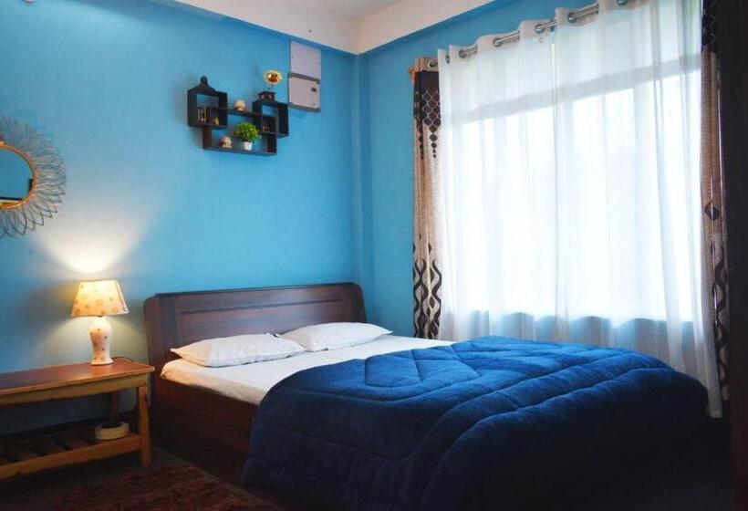 デラックスルーム, Mirik Homestay