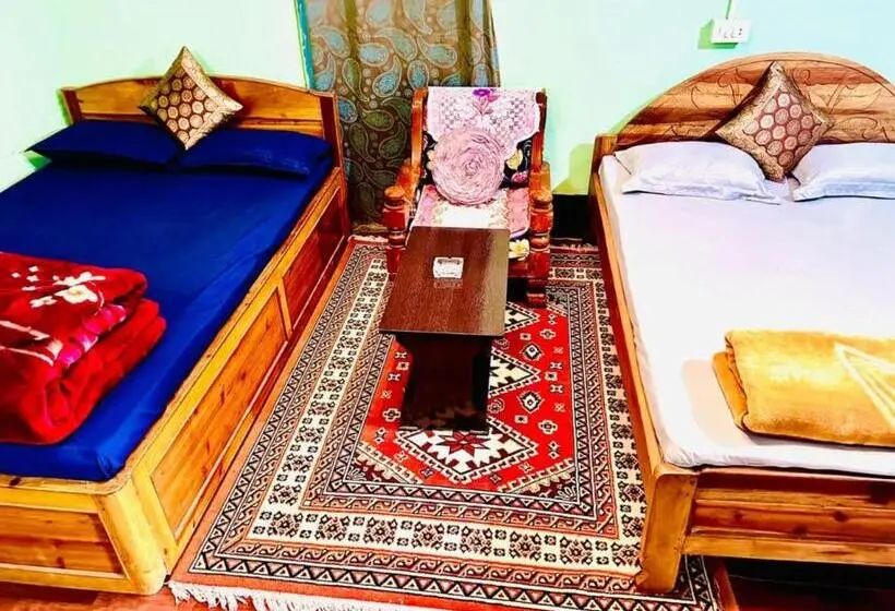 デラックスの４人部屋, Mirik Homestay