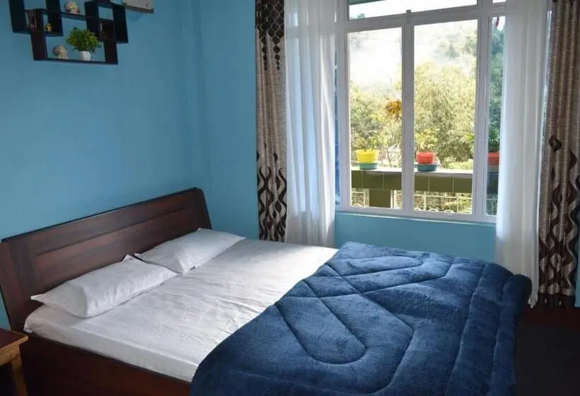 デラックスの４人部屋, Mirik Homestay