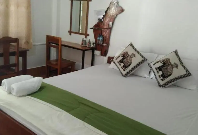 スタンダードルーム, Amphai Guest House