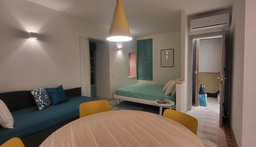 스탠다드 발코니 룸, Cefalhub