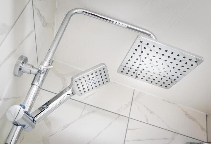 スタンダードルーム, Kings Arms Suites Deluxe Room En Suite Self Check In