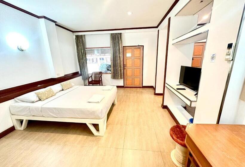 经典四人房间, บ้านสวนรีสอร์ท นครสวรรค์