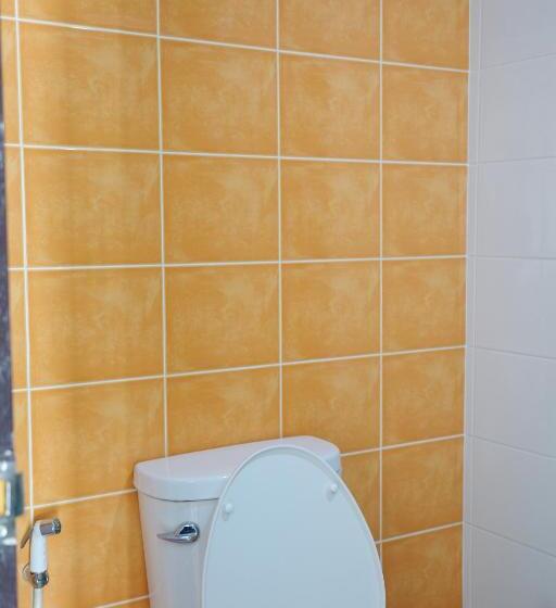 Quarto standart com varanda, บ้านสวนรีสอร์ท นครสวรรค์