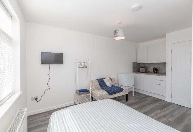 חדר סטנדרט, 20 Leys Road Rooms 1 4