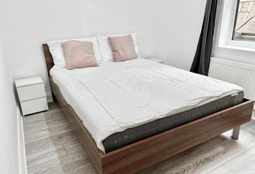 غرفة قياسية, Westfield London Shepherds Bush