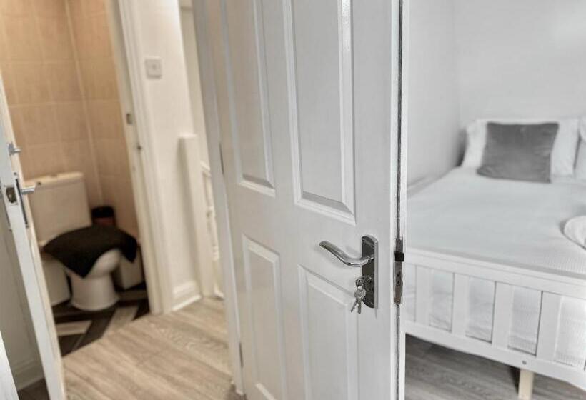 غرفة سوبيريور سرير كينج, Westfield London Shepherds Bush