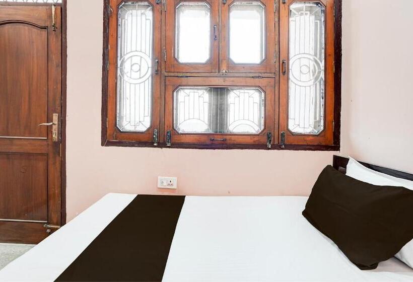 Номер Стандарт, Spot On Guest House