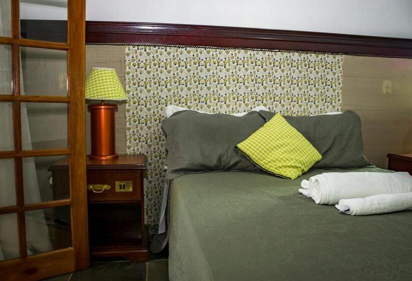 带阳台套房, Fazenda Encanto