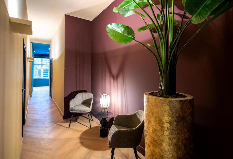 آپارتمان لوکس 1 خوابه, Breda City Apartments