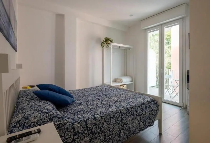 اتاق استاندارد با بالکن, Annita S Rooms