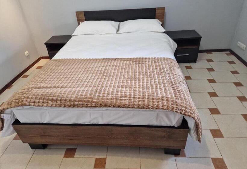 اتاق استاندارد, Odessa 14