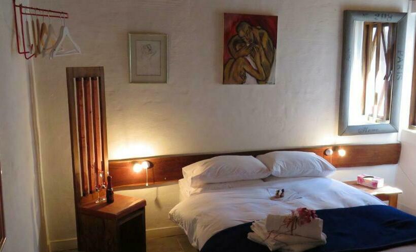 标准单人间, Alternative Space B & B