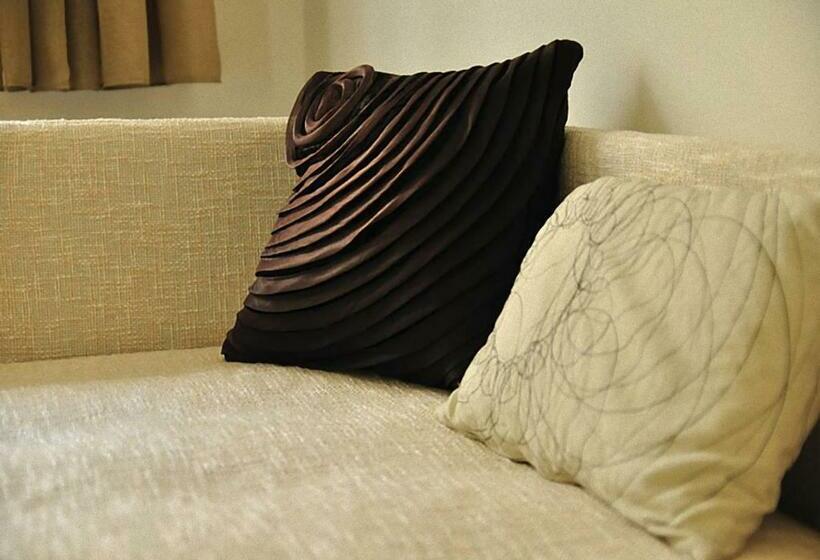 חדר משפחתי, B&b Donna Eleonora