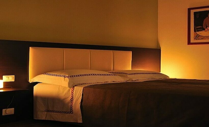 חדר משפחתי, B&b Donna Eleonora