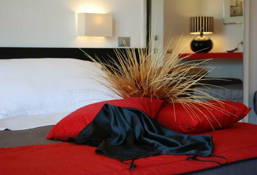 سوییت جونیور, B&b Live09 Design