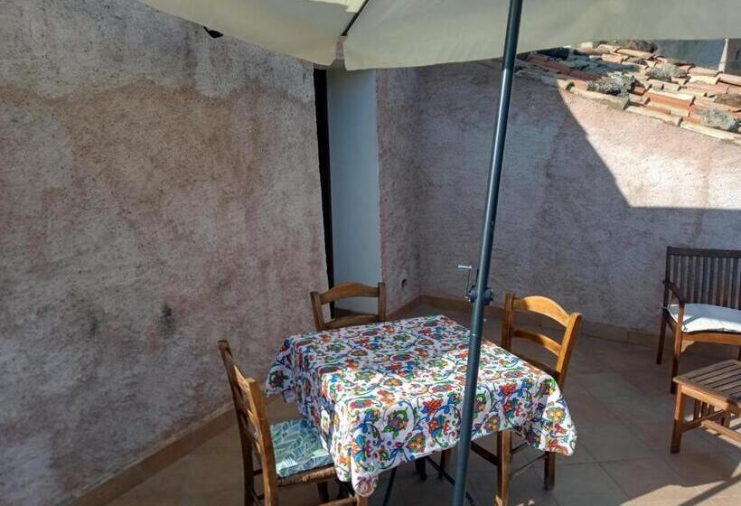 Апартаменты 1 Спальня с Террасой, A Taverna Intru U Vicu