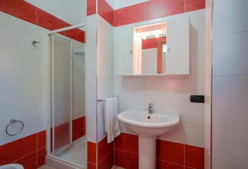スタンダード4人部屋, Bed And Breakfast Cairoli Exclusive Room