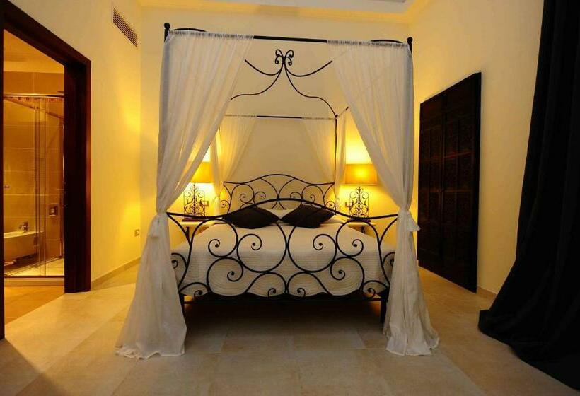 اتاق استاندارد, La Civetta