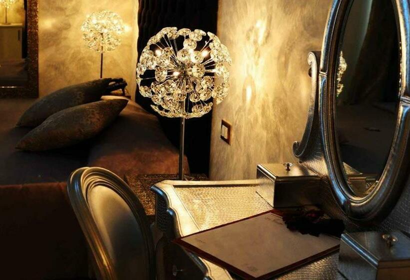 اتاق استاندارد, La Civetta