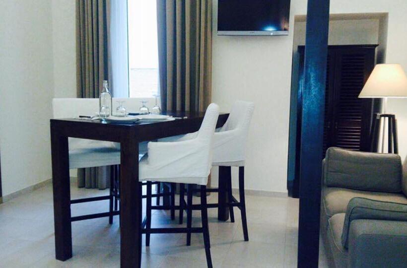 سوییت جونیور, La Civetta