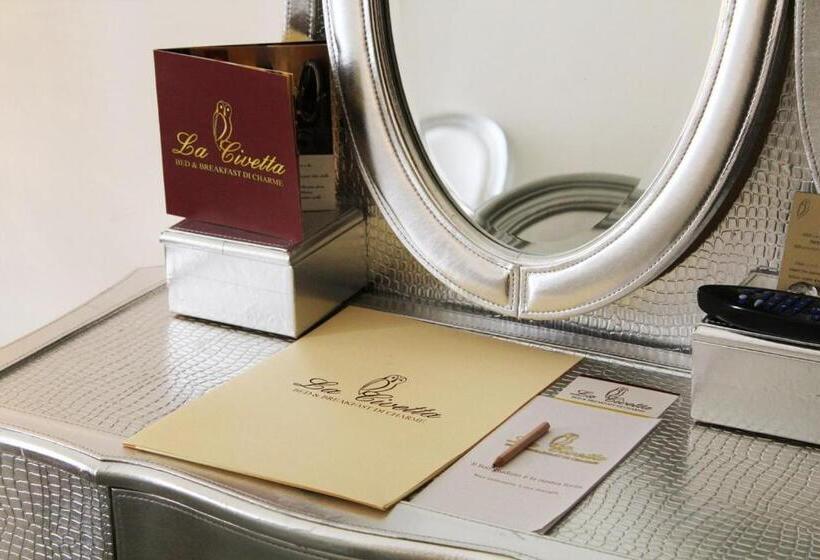 اتاق لوکس, La Civetta