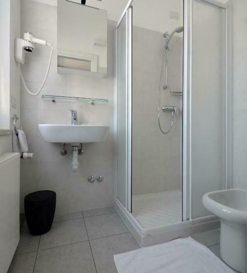 חדר סטנדרט, Albergo Della Torre