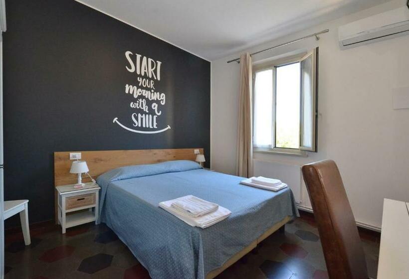 חדר סטנדרט, Albergo Della Torre