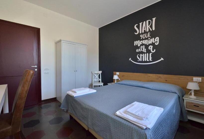 חדר סטנדרט, Albergo Della Torre