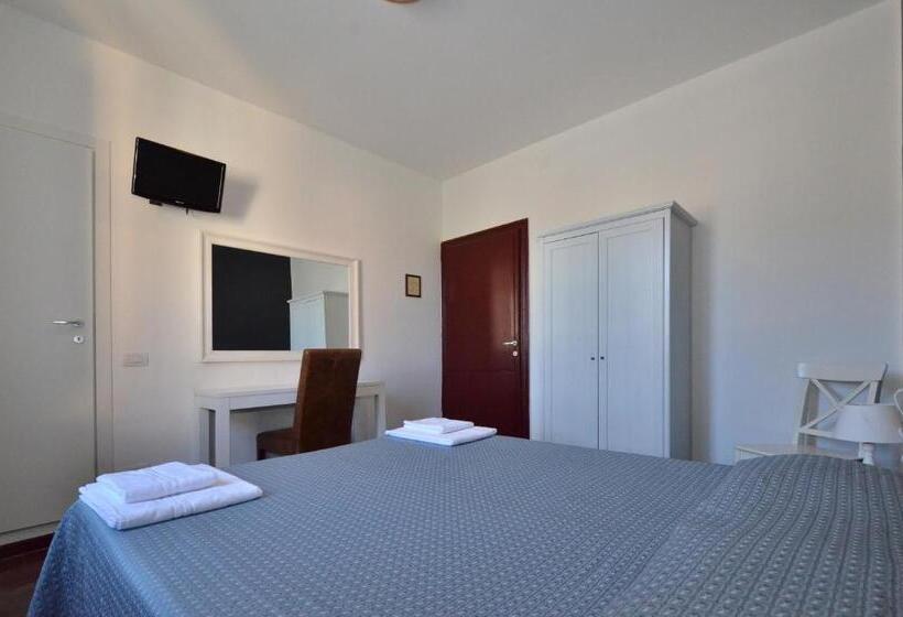 חדר סטנדרט, Albergo Della Torre