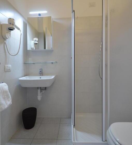 חדר סטנדרט, Albergo Della Torre