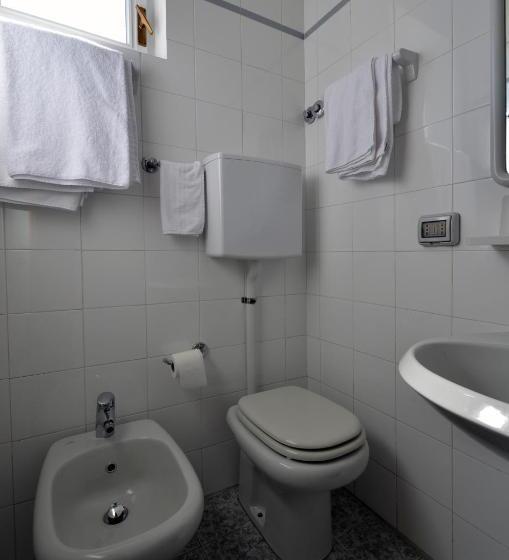 חדר סטנדרט, Albergo Della Torre