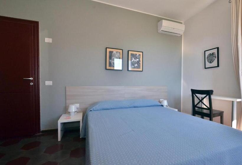 חדר סטנדרט, Albergo Della Torre