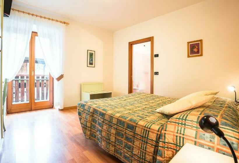 Quarto Estandar, Albergo Maggiorina