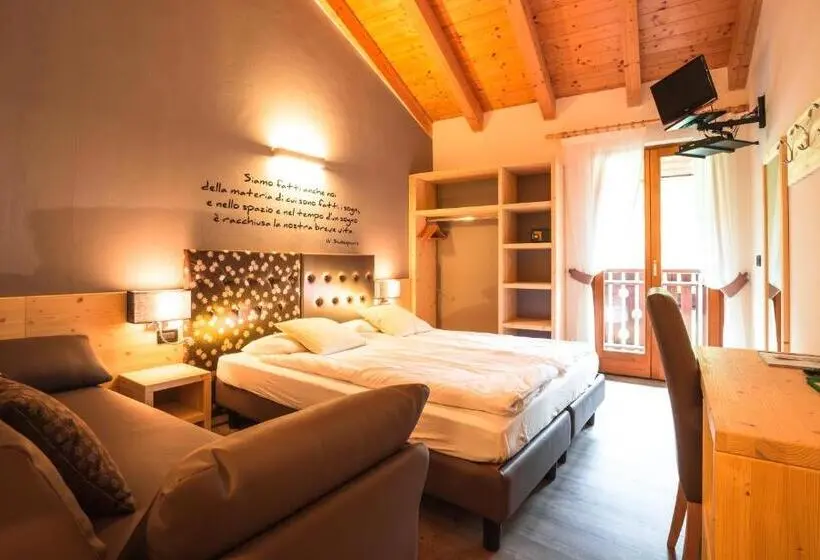 Superior Kolmen Hengen Huone, Albergo Maggiorina